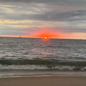 Meet your Posher, Elliot